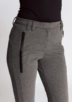 Zhrill Hosen*CHIARA GREY