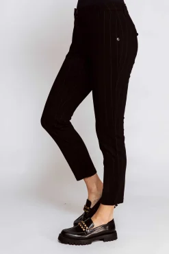 Zhrill Hosen*SOPHIA BLACK